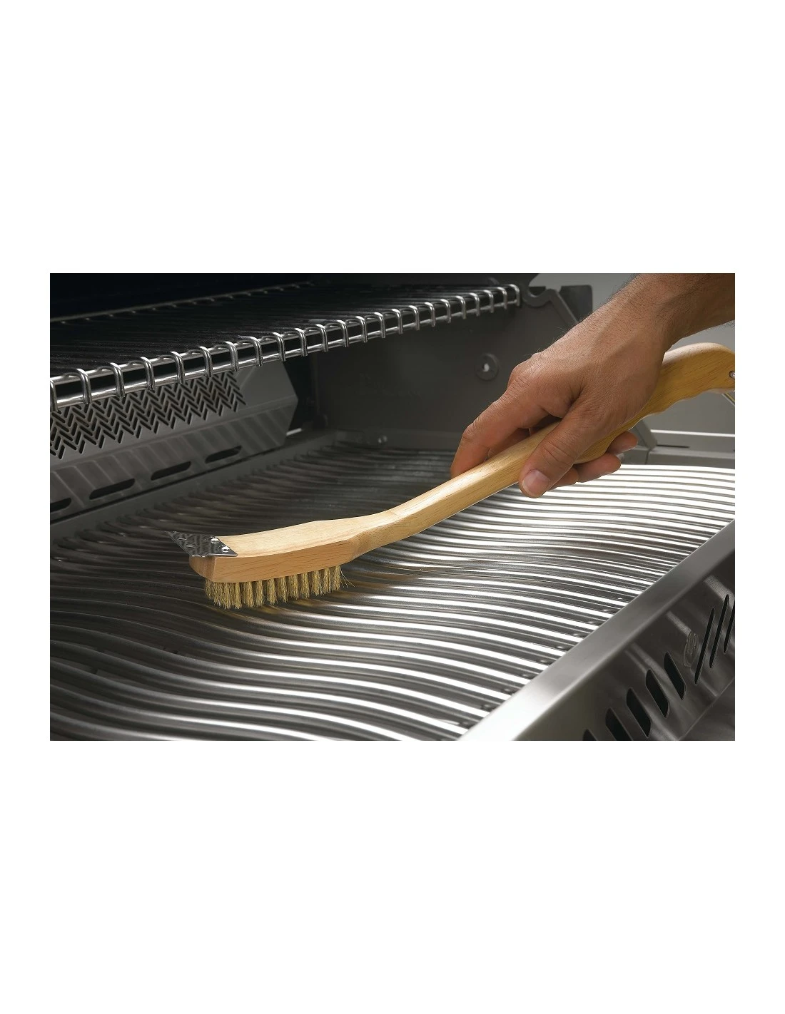 Napoleon Brosse De Barbecue Avec Manche En Bois, Laiton Et Racloir 4 Napoleon Brosse De Barbecue Avec Manche En Bois, Laiton Et Racloir – Image 2