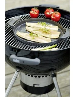 Devant -Grillissimo Magasin grille de cuisson gourmet bbq system barbecues 57 cm weber 1