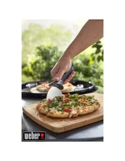 Roulette à Pizza Lame 10 Cm - Acier Inoxydable - Weber 14 Roulette à Pizza Lame 10 Cm - Acier Inoxydable - Weber -Grillissimo Magasin roulette a pizza lame 10 cm acier inoxydable weber 3